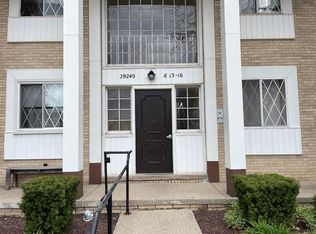 29240 Gloede Dr #164, Warren, MI 48088