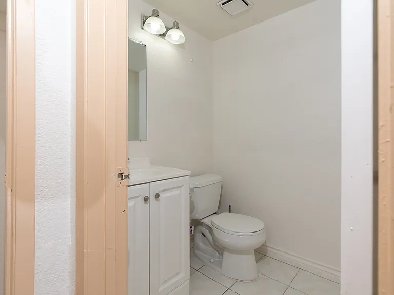 3633 Daybreak St — Photo 10
