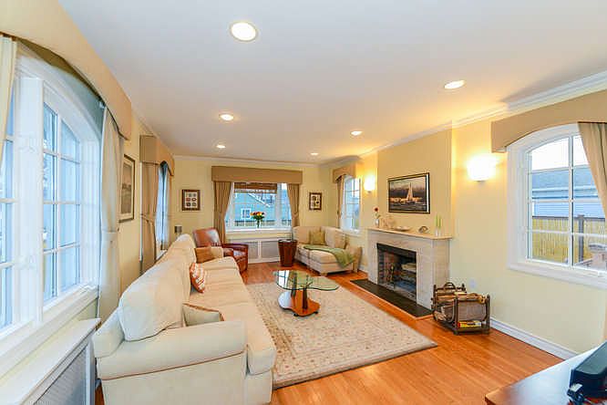 1st image of 77 Kerrigan St