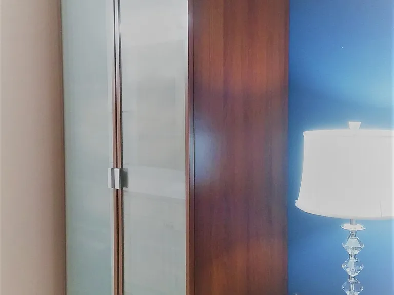 Master bedroom - large wardrobe for extra storage