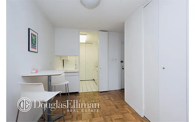 Rented by Douglas Elliman | media 27