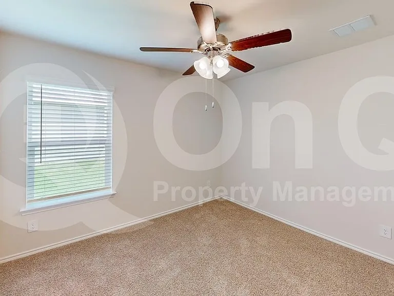 504 Saddle Blanket Dr — Photo 14