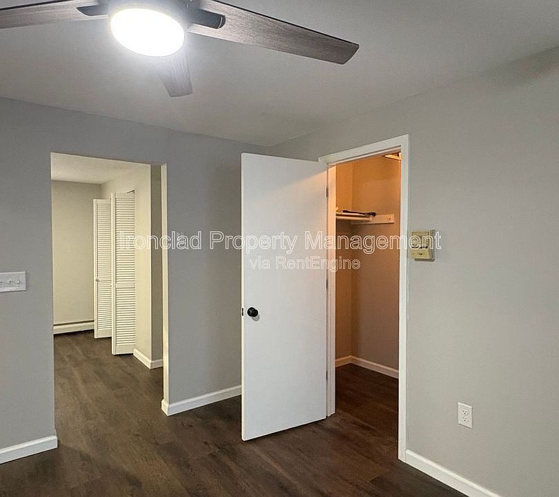 1st image of 818 Pine St Unit 4