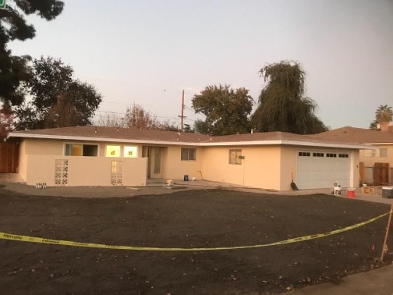 1st image of 2442 W Harvard Ave