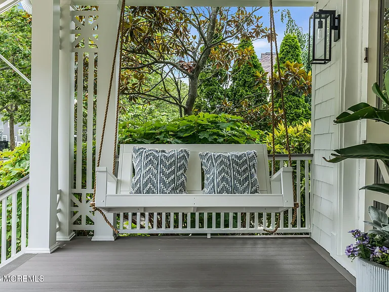 206 Brighton Ave — Photo 5