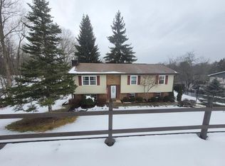156 Brook Ln, Daniels, WV 25832