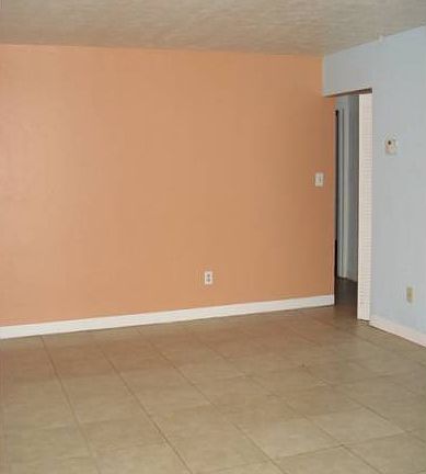 Living Room - 1