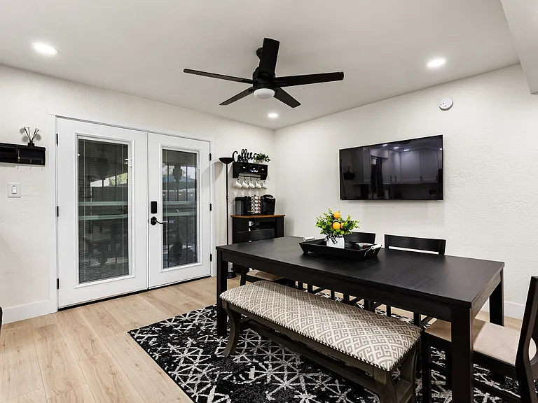 7715 E Vernon Ave #1 — Photo 33