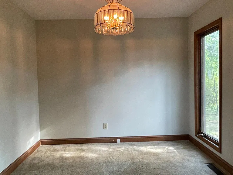 226 Rock Valley Rd — Photo 11
