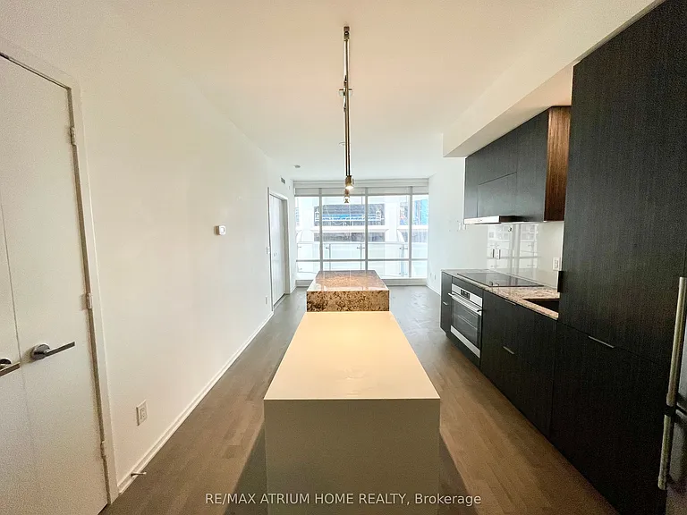 1 Bloor St E #1809 — Photo 3