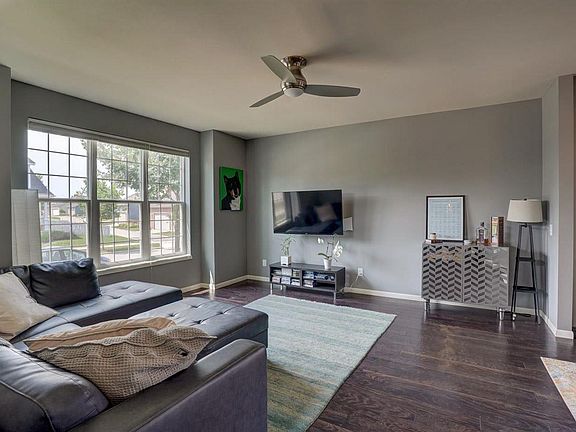 5th image of 9350 Vista Meadow Dr