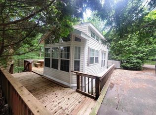 198 Hillside Rd, Edgerton, WI 53534