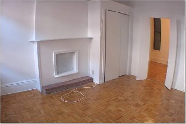 Rented by 4 Points Properties | media 67