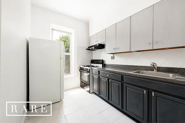 Rented by Find What’s Rare | media 17