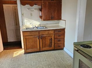 106 S 6th St #2, Fairfield, IA