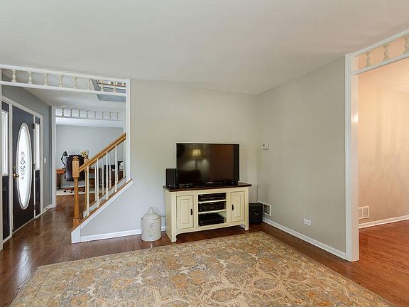 5th image of 401 Tanager Dr