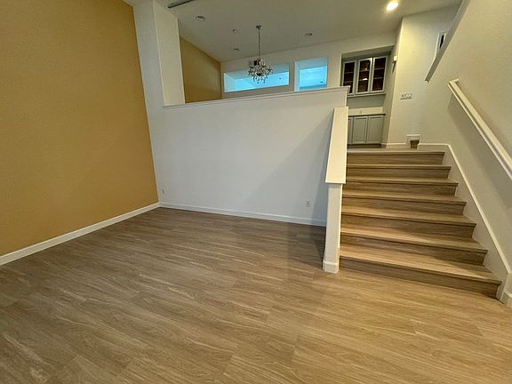 5th image of 353 Destino Cir