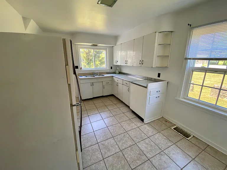 7205 N 700 E — Photo 4