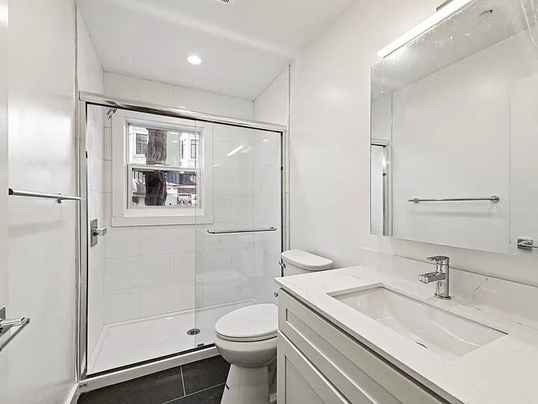 901 Pine St — Photo 14