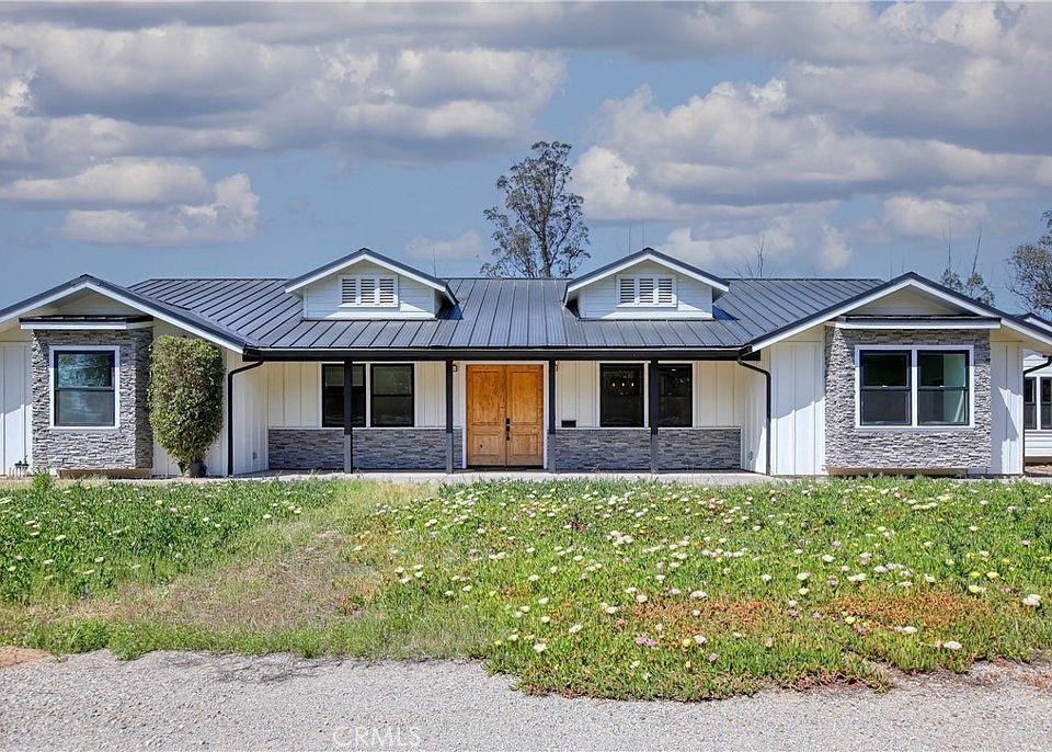 1st image of 1580 Camino Mariposa