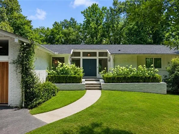 4037 Conway Valley Rd NW, Atlanta, GA 30327