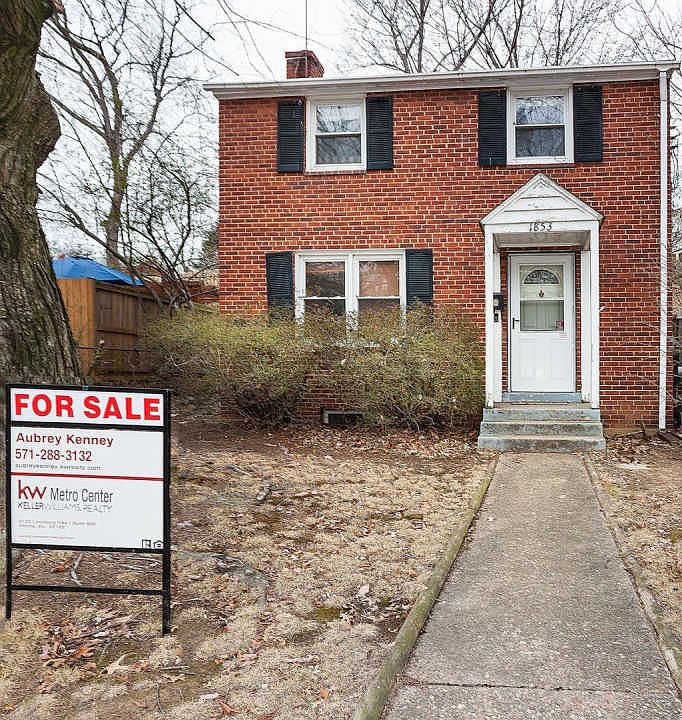 1st image of 1853 S George Mason Dr