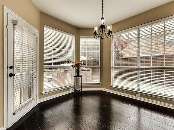 4th image of 11822 Barrymore Dr