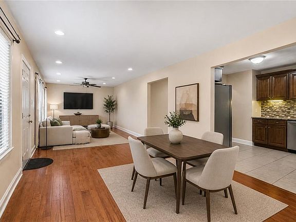 4th image of 3434 Bruxelles St