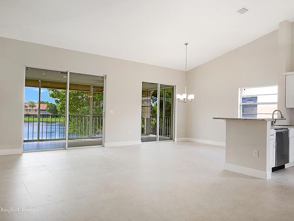 3rd image of 7841 Whispering Palms Dr APT 202