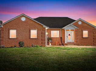 2488 Old Washington Rd, Cedar Hill, TN 37032