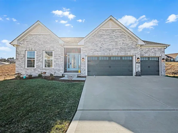1196 Bloomfield Dr, Eureka, MO 63025