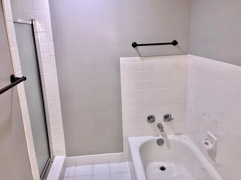 809 Woodstock St — Photo 16