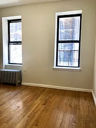 Rented by Warren T Real Estate Corp.