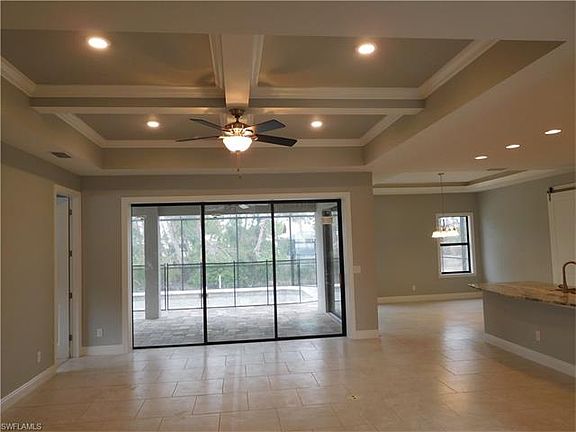 5th image of 1404 SE 5th Pl