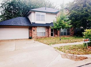 3900 Goshawk Cir, Norman, OK 73072