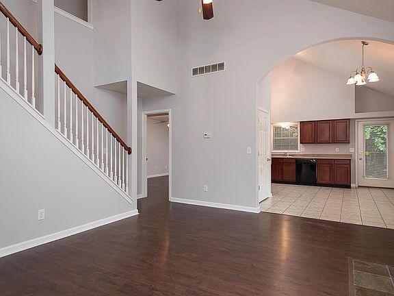 2nd image of 788 Statesman Way