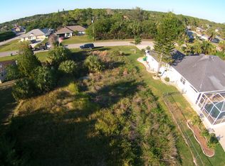 1534 Halekoa Dr, Honolulu, HI 96821