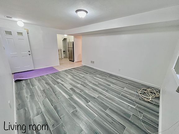 4th image of 36 Ashton Dr #1