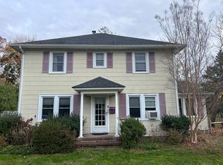 240 Sunset Ave, Westhampton Beach, NY 11978