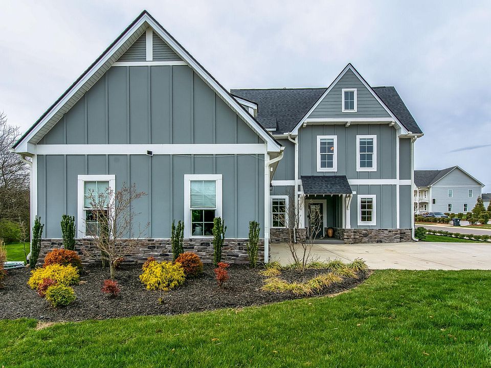 4 bedroom/3.5 baths 3467 sq ft