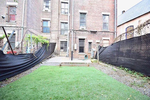 Rented by Compass | media 2