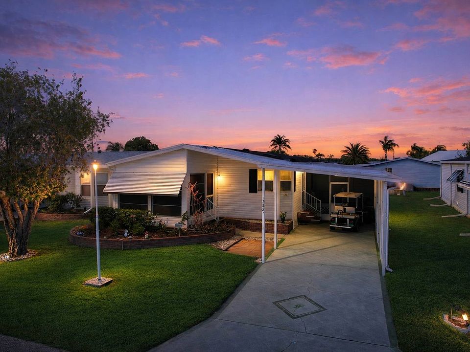 1st image of 222 Hibiscus Way