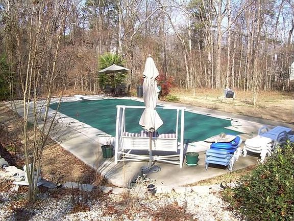 Large in-ground pool