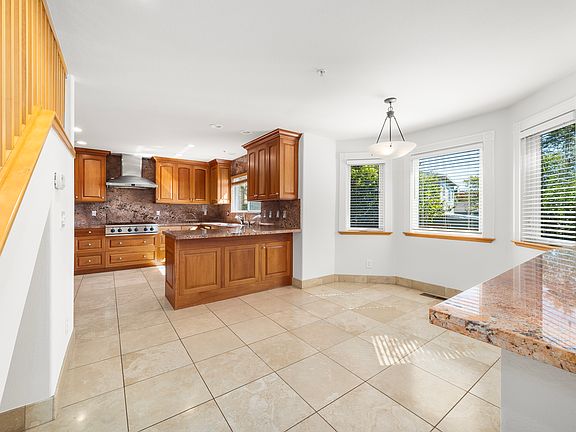 5th image of 3415 Bowman Ct