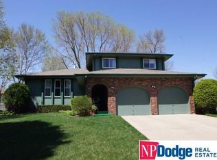 14718 Castelar Cir, Omaha, NE 68144