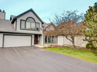 S75W17719 Harbor Cir, Muskego, WI 53150