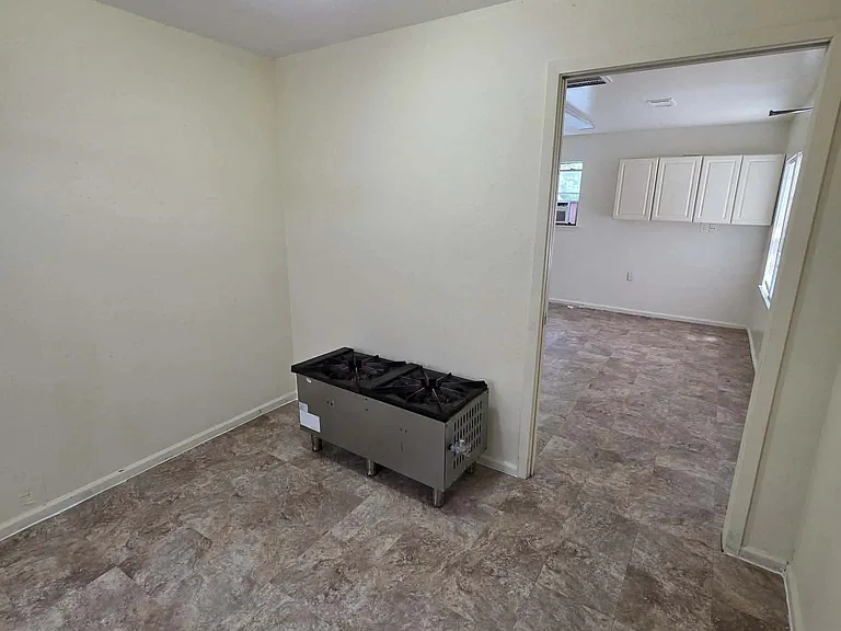 2405 S Highway 183 #106 — Photo 6