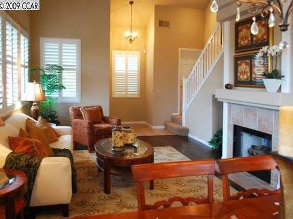 2607 Photinia Ct, Pleasanton, CA