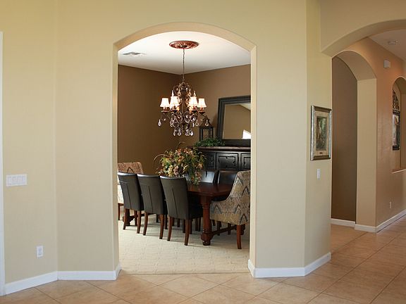 5th image of 3928 E Fairbrook Cir