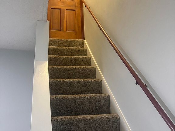 3rd image of 605 S Spring Ave